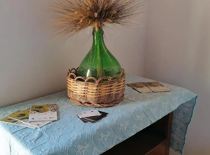 Domus De Jara - Casa Usai ゲストハウス